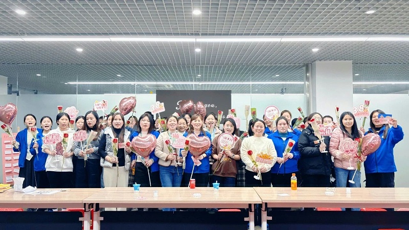 森豐集團(tuán)2025婦女節(jié)合照