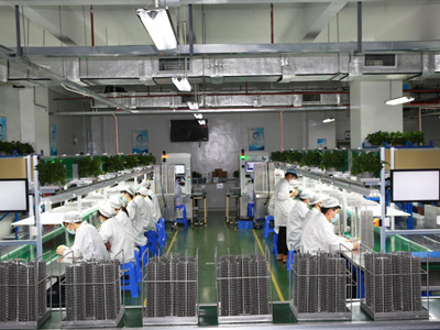 pvd鍍膜廠家,真空鍍膜廠家,森豐流程展示-3、清洗上掛