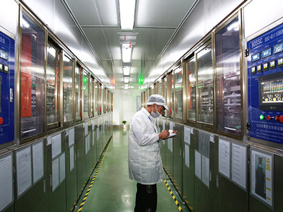 pvd鍍膜廠家,真空鍍膜廠家,森豐流程展示-4、清洗