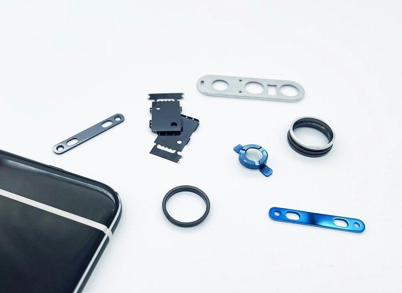 森豐手機(jī)鏡頭圈真空鍍膜及按鍵WDLC硬質(zhì)膜層應(yīng)用案例